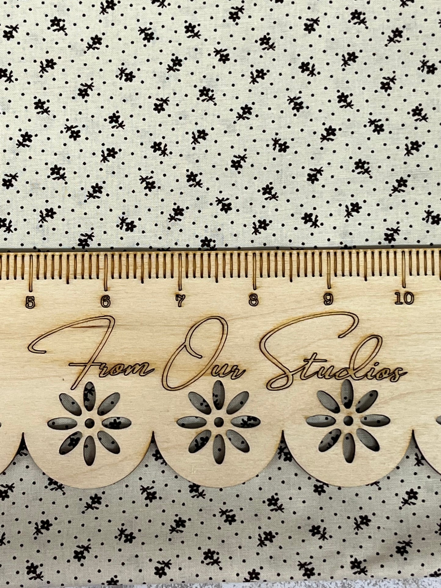 Marshall Dry Goods Cream Brown Swiss Dot Floral Fabric – Fat Quarter Quilting Cotton, Primitive 1800s Reproduction Fabric for Patchwork & Journaling