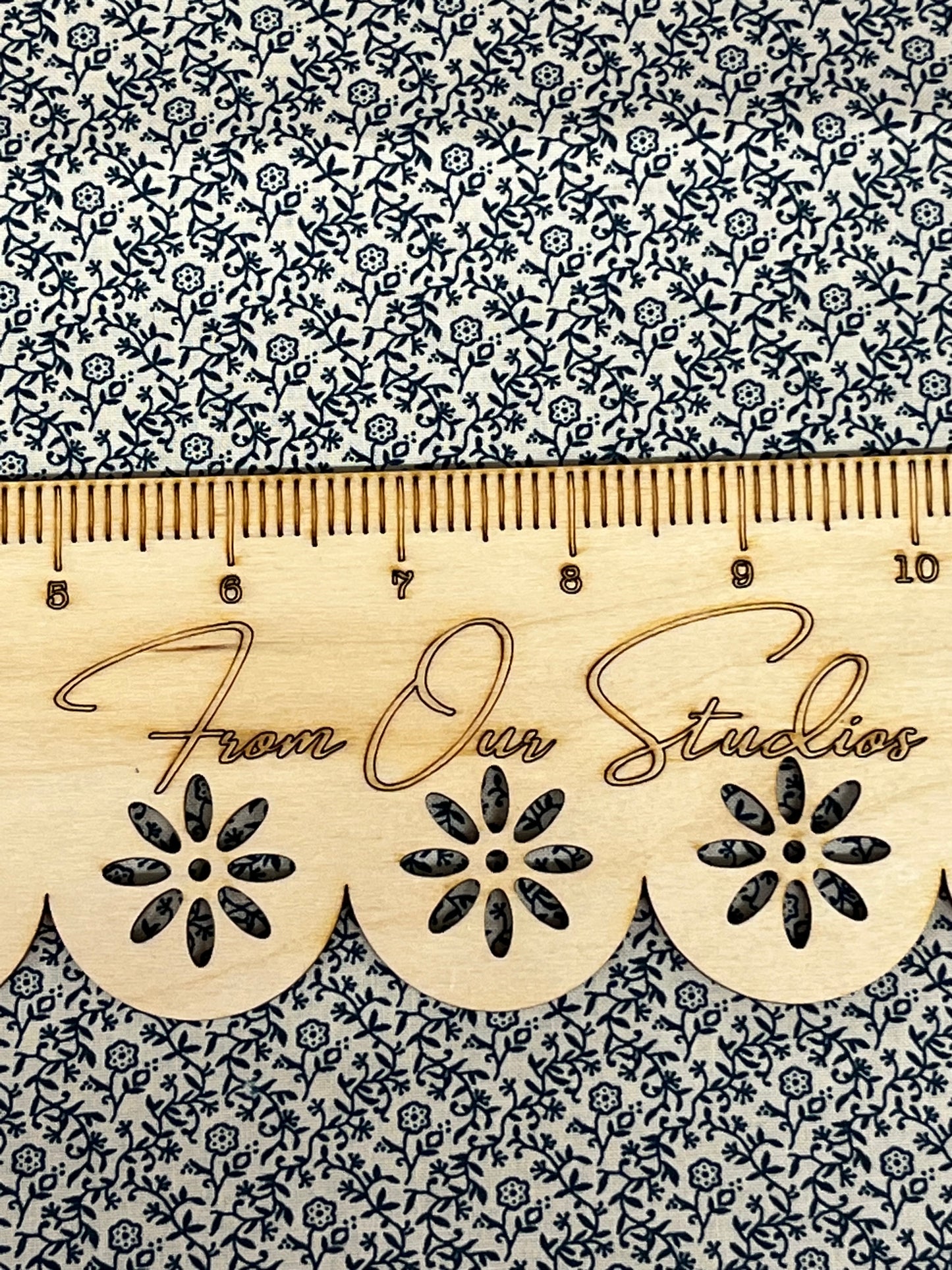 Cream and navy 1800’s reproduction floral fabric, cotton fat quarter for quilting, sewing, and junk journaling.