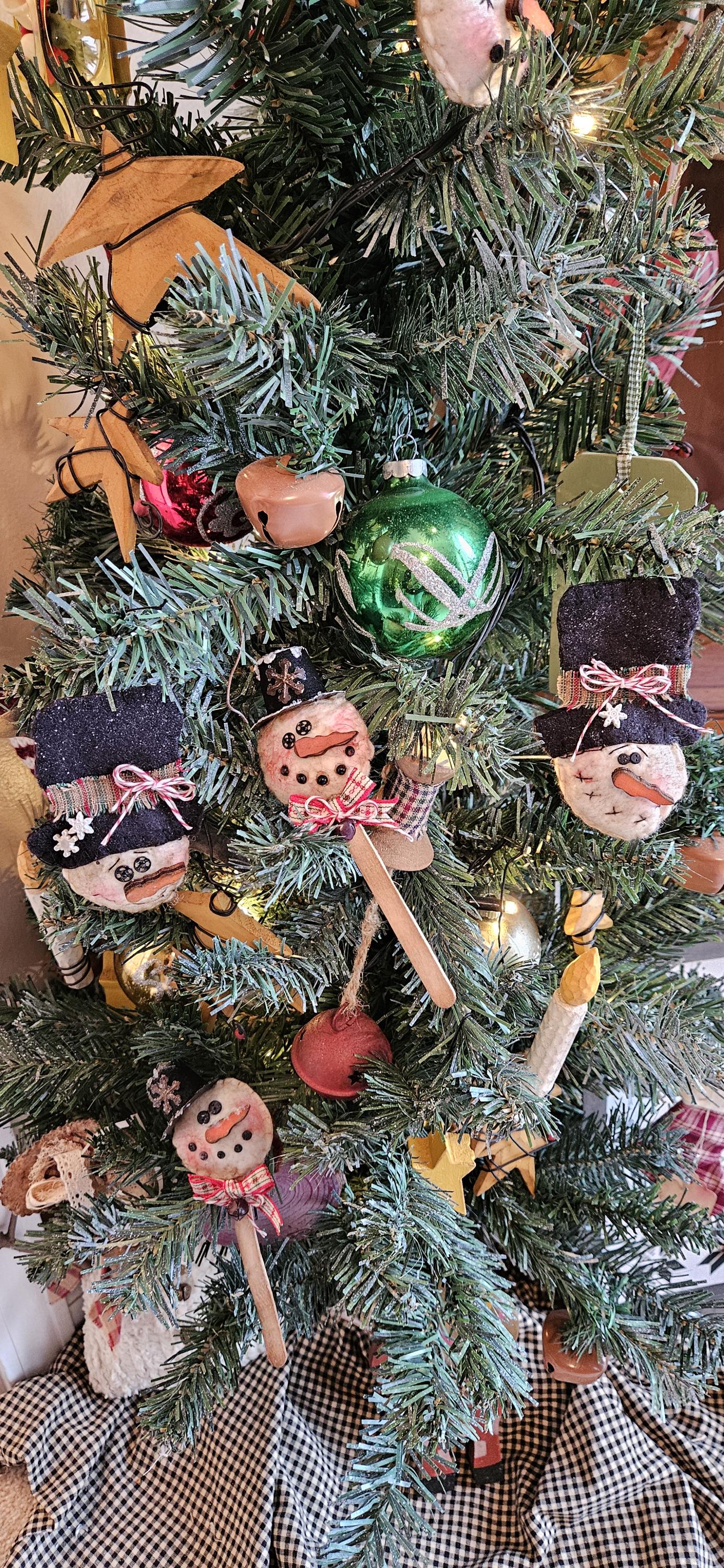 Whimsical Grungy Snowman Pops, Set of 3, Primitive Christmas Tree Ornaments, Folk Art, Winter Bowl Fillers, Tie Ons, Junk Journal Bookmarks