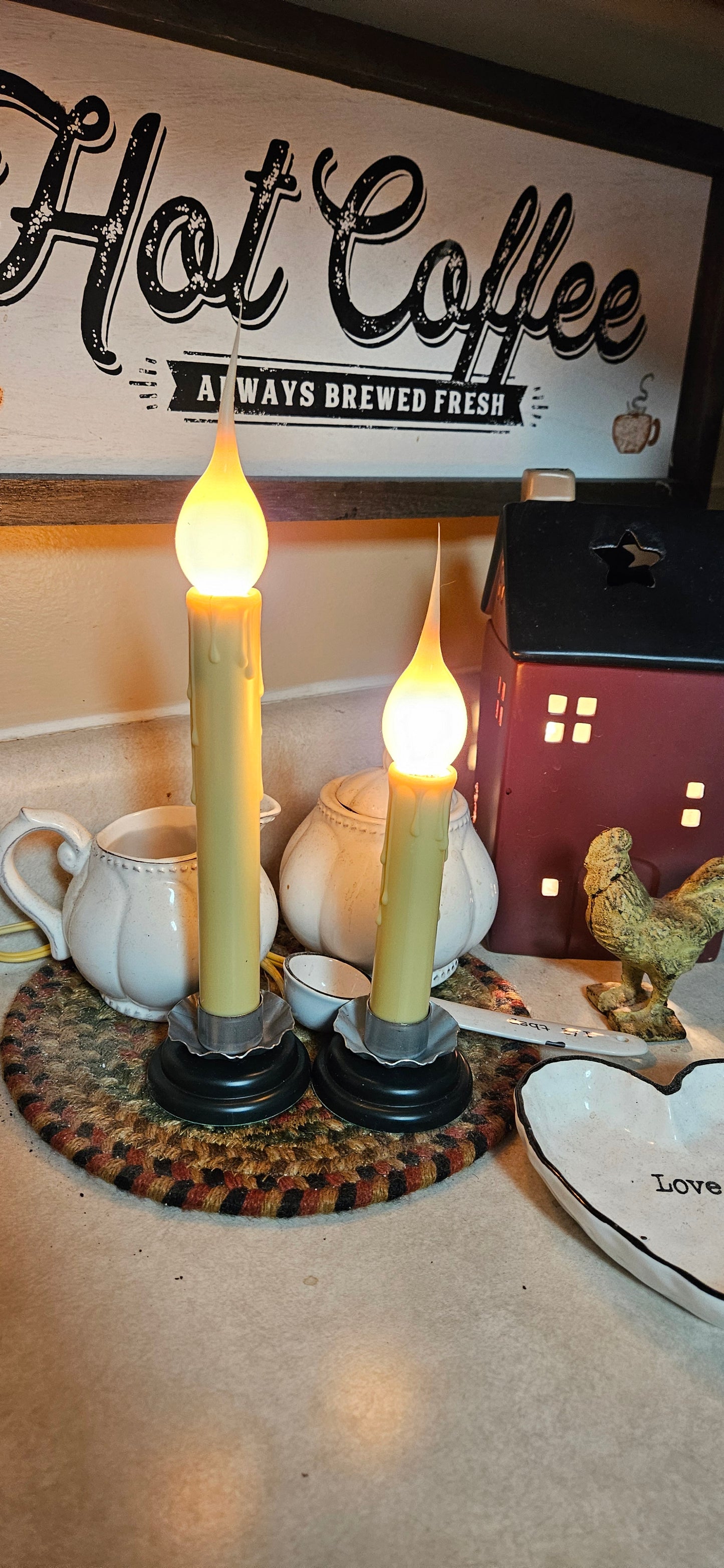 Large Primitive Electric Candle Light 7"