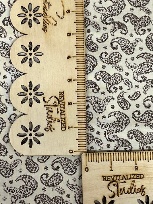 Cream background fabric with dark brown paisley design, Marshall Dry Goods fat quarter for quilting, sewing, and journaling.