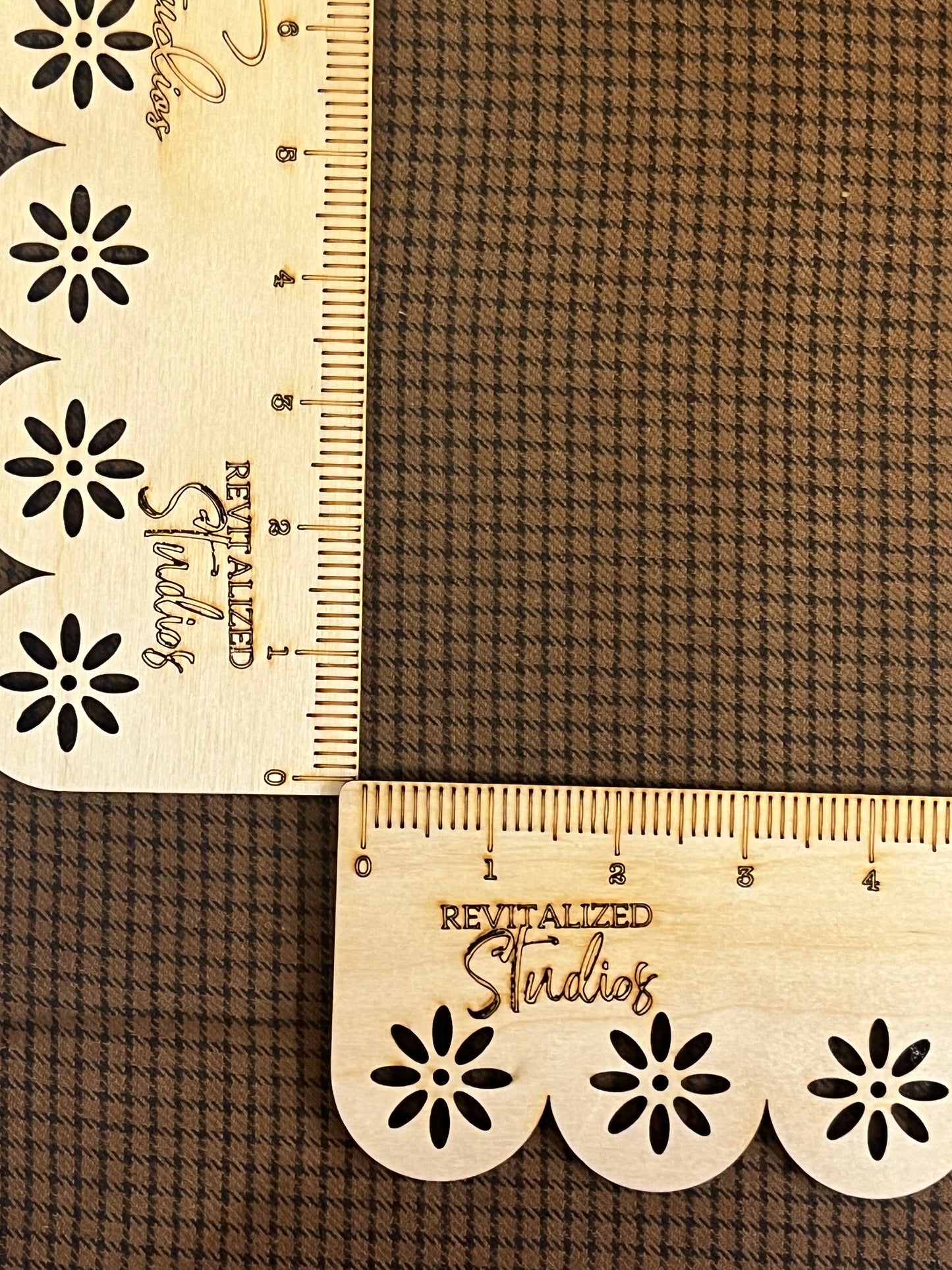 Homespun Fabric Fat Quarter Andover Fabrics Brown with Black check!