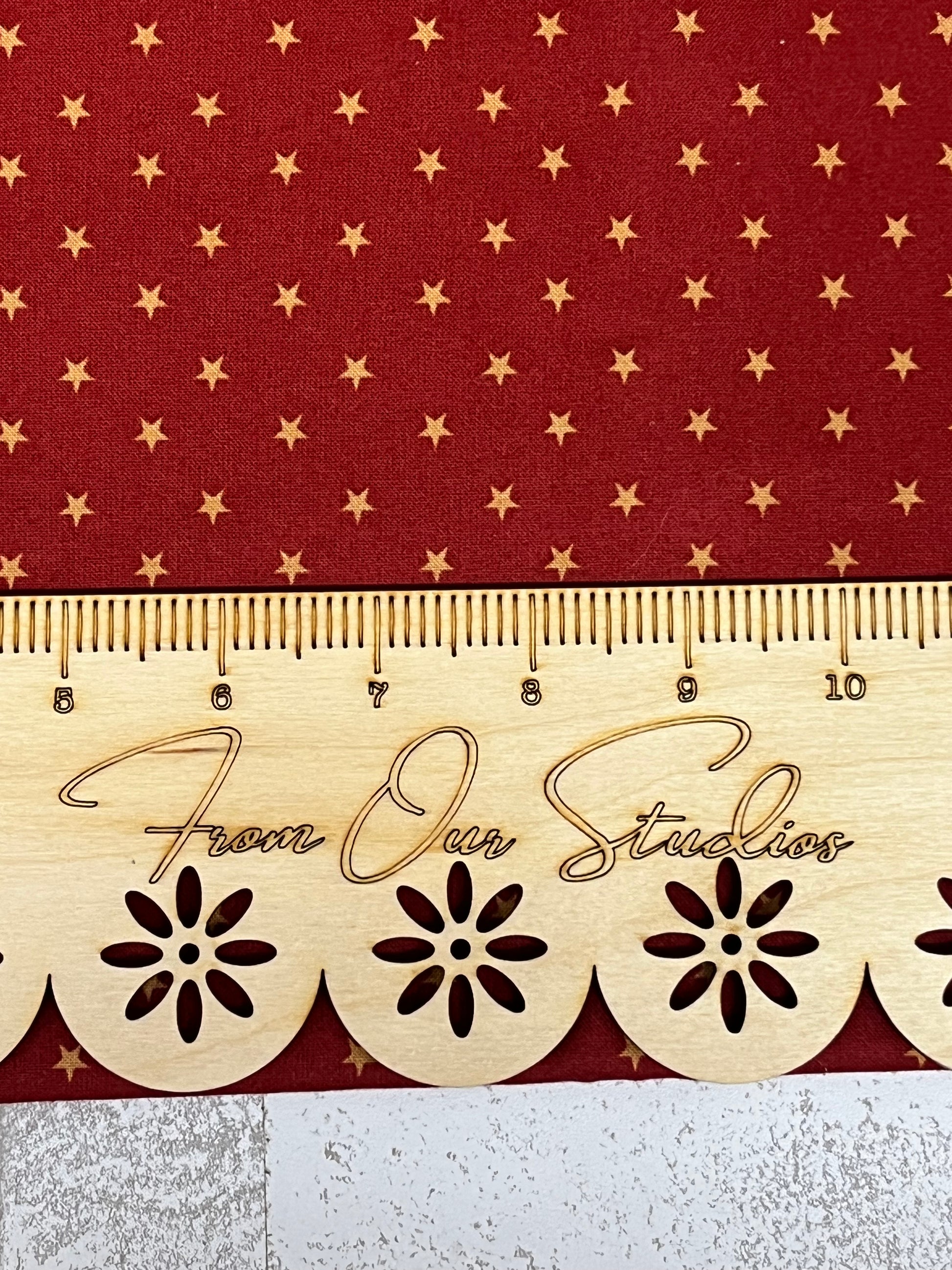 Close Up Red with Stars Fabric – Riley Blake Vicki Gifford – Fat Quarter 18x22 Cotton