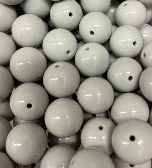 Glossy light gray 20mm bubblegum beads shown in a close-up view with color comparison to dark gray and blue gray beads.