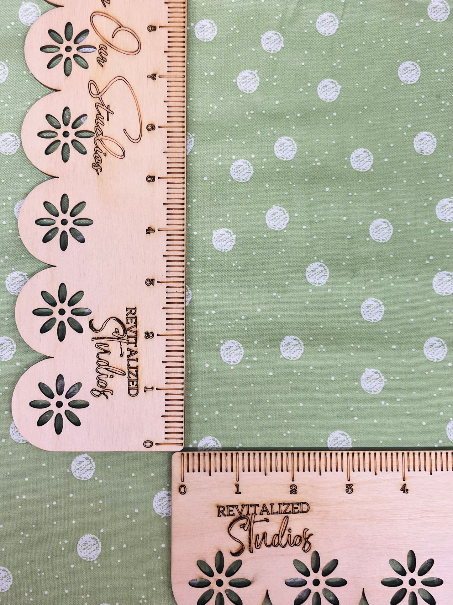 Fat Quarter Fabric Riley Blake White As Snow ! Snowballs on Green!