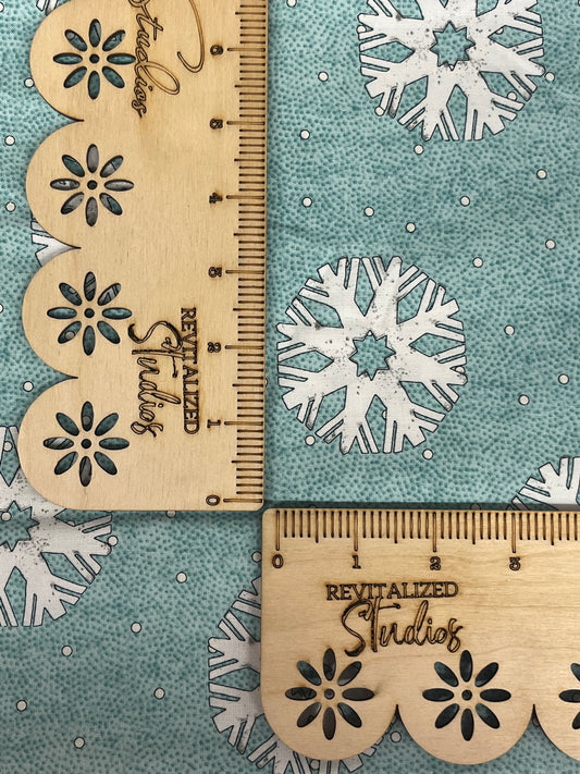 Riley Blake Fat Quarter Blue With Snowflakes Nicholas Collection. J. Wecker Frisch