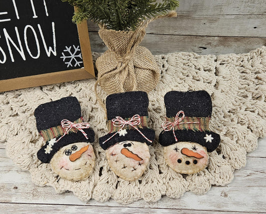 Primitive Snowman Ornaments, Set of 3, Grungy, Handmade, Christmas Bowl Fillers, Rustic Tree Ornaments, Scented, Farmhouse Holiday Decor